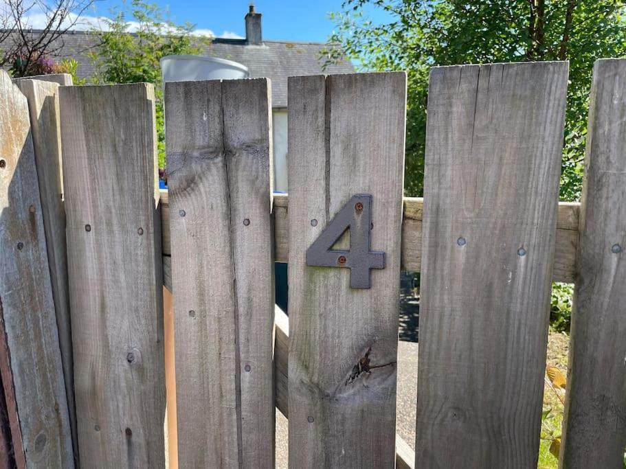 4 Caledonian Road * Corpach